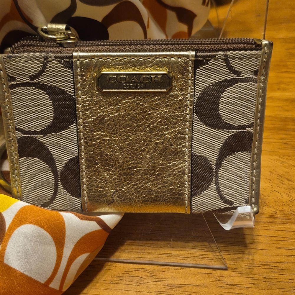 Euc Coach Bundle. - image 2